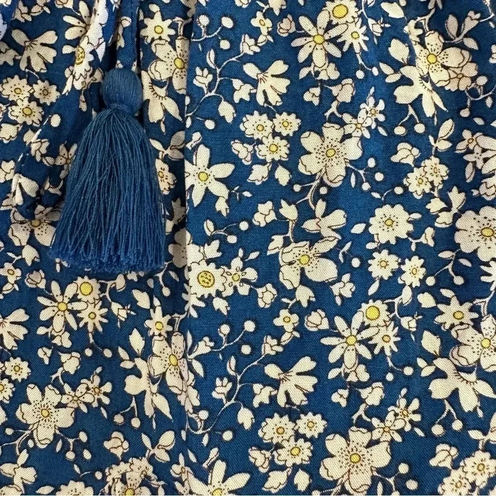 Aakaa Blue Ruffled White Floral Mini Skirt Drawstring Tassels Size Small
